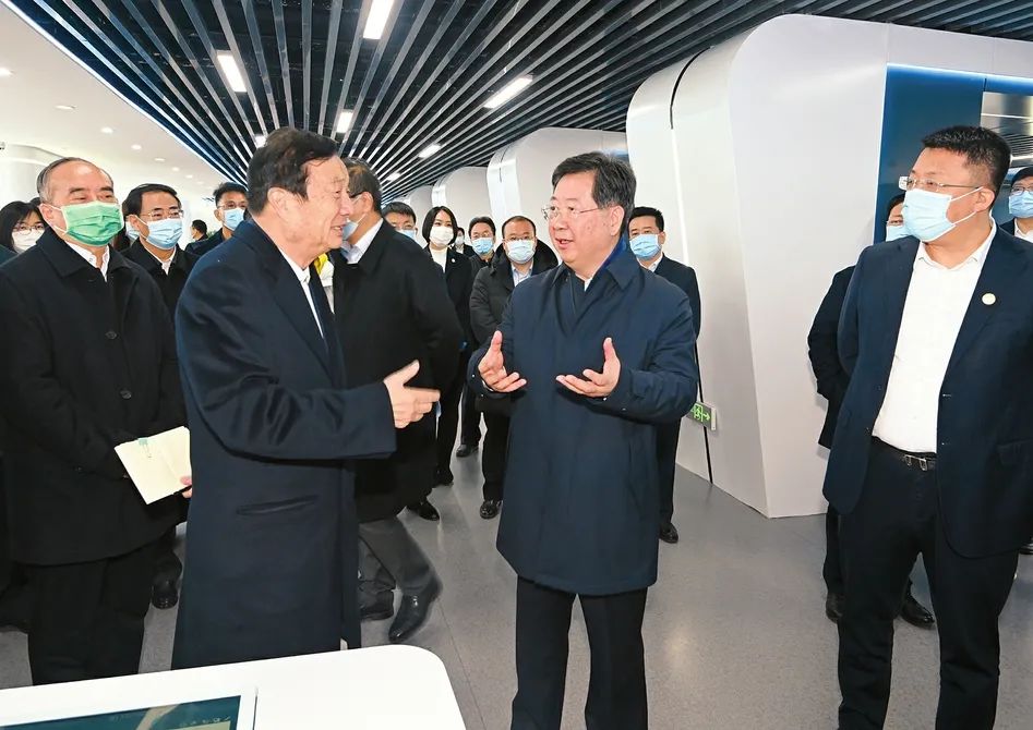 任正非與樓書(shū)記_20210214交流.jpg 任正非與樓書(shū)記_20210214交流.jpg